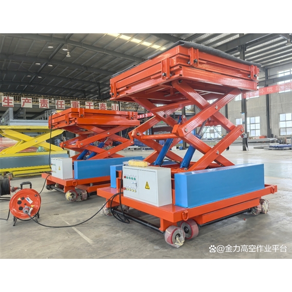 郑州钢厂用升降机