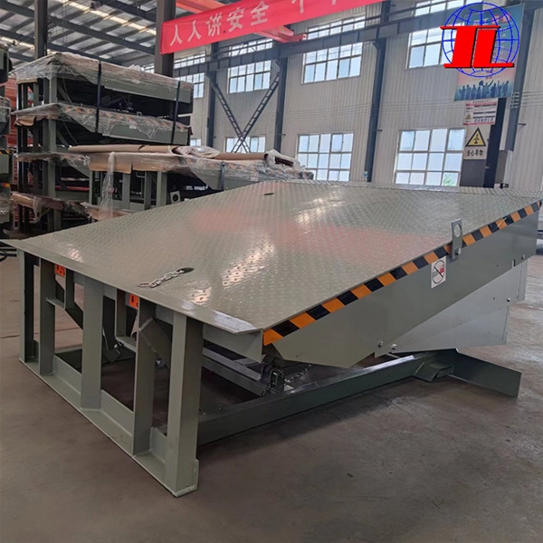 郑州物流登车桥