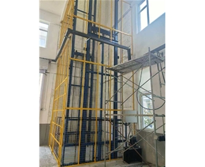 郑州导轨链条式升降货梯